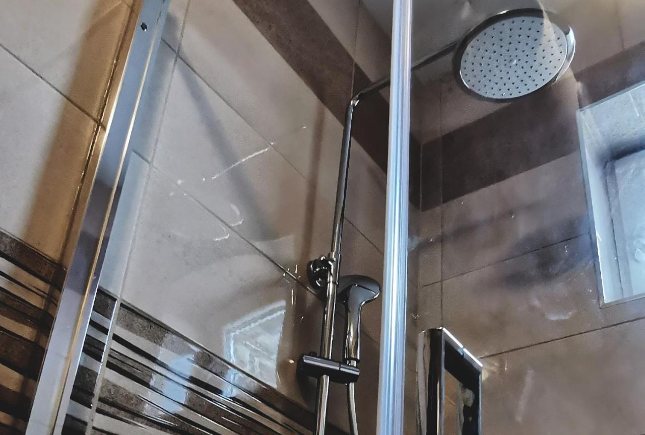 Ecco Superior Apartamento Novi Pazar Exterior foto
